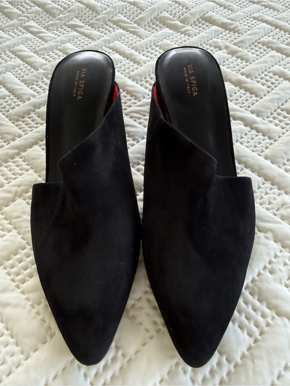 Via Spiga Black Pointed-Toe Suede Slip-On Mules